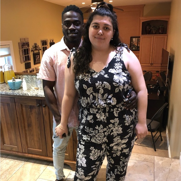 [#56] Floral Print Jumpsuit (Size 18) - Picture 2 of 2